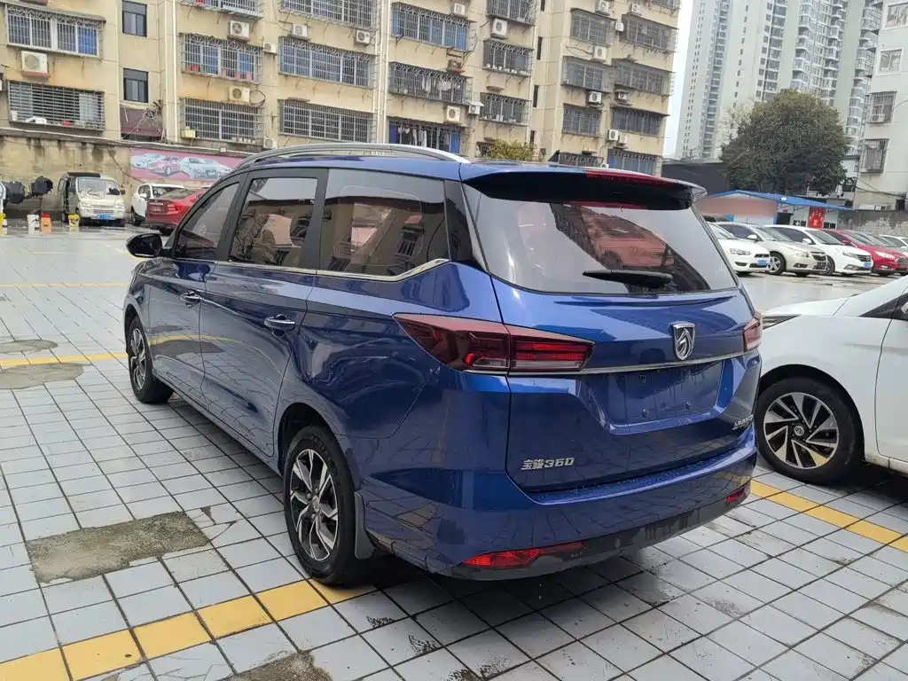 Baojun 360 2019 2018 1.5L Automatic Luxury (China V)