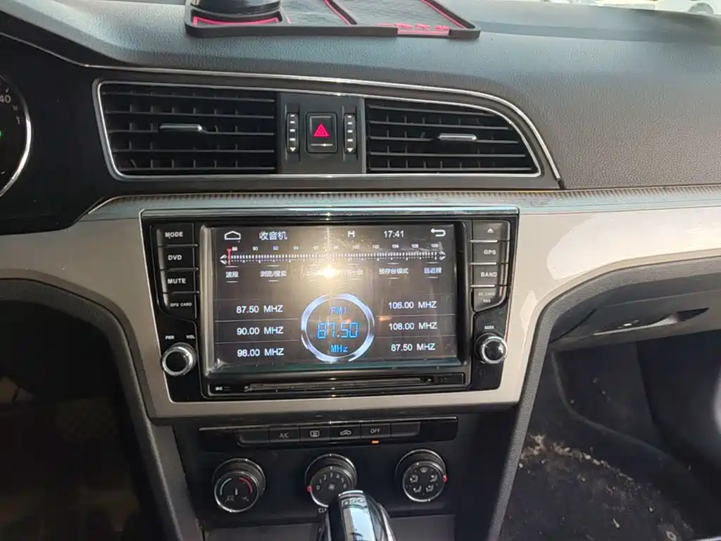 Volkswagen Lamando 2016 2015 230TSI DSG Style