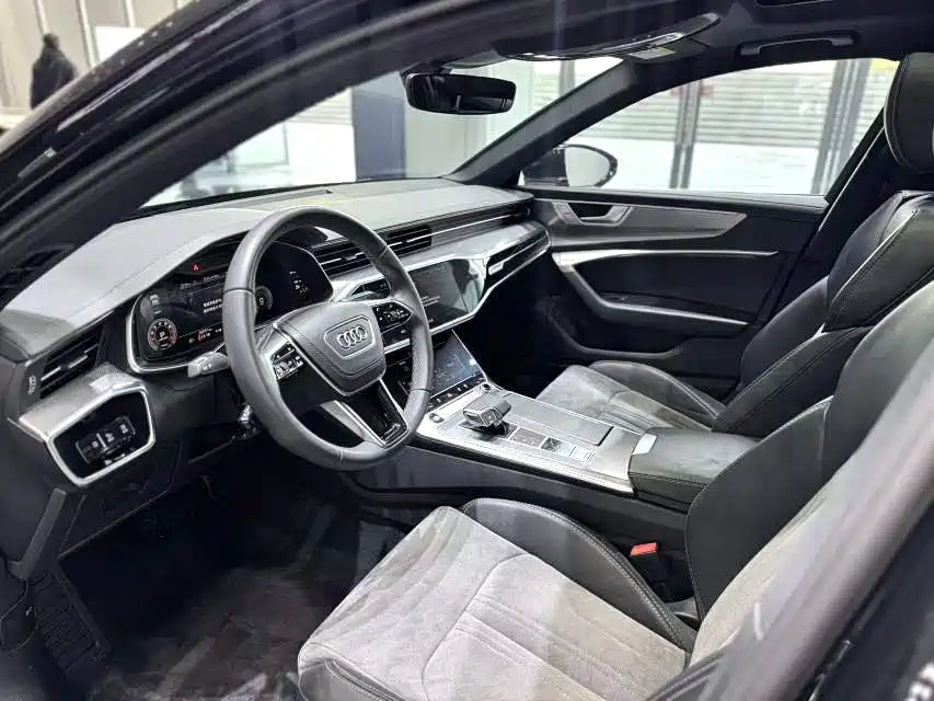 Audi A6L 2023 45 TFSI Premium Selection Dynamic фото 4