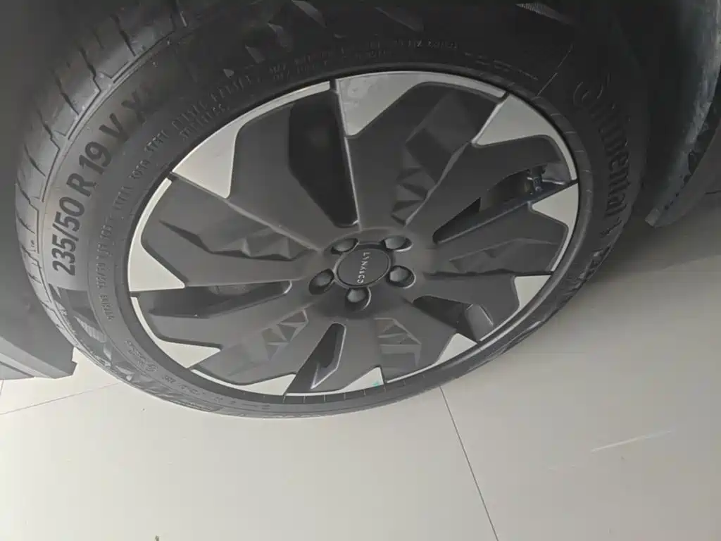 Lynk & Co 05 EM-P 2022 2021 1.5TD PHEV HALO