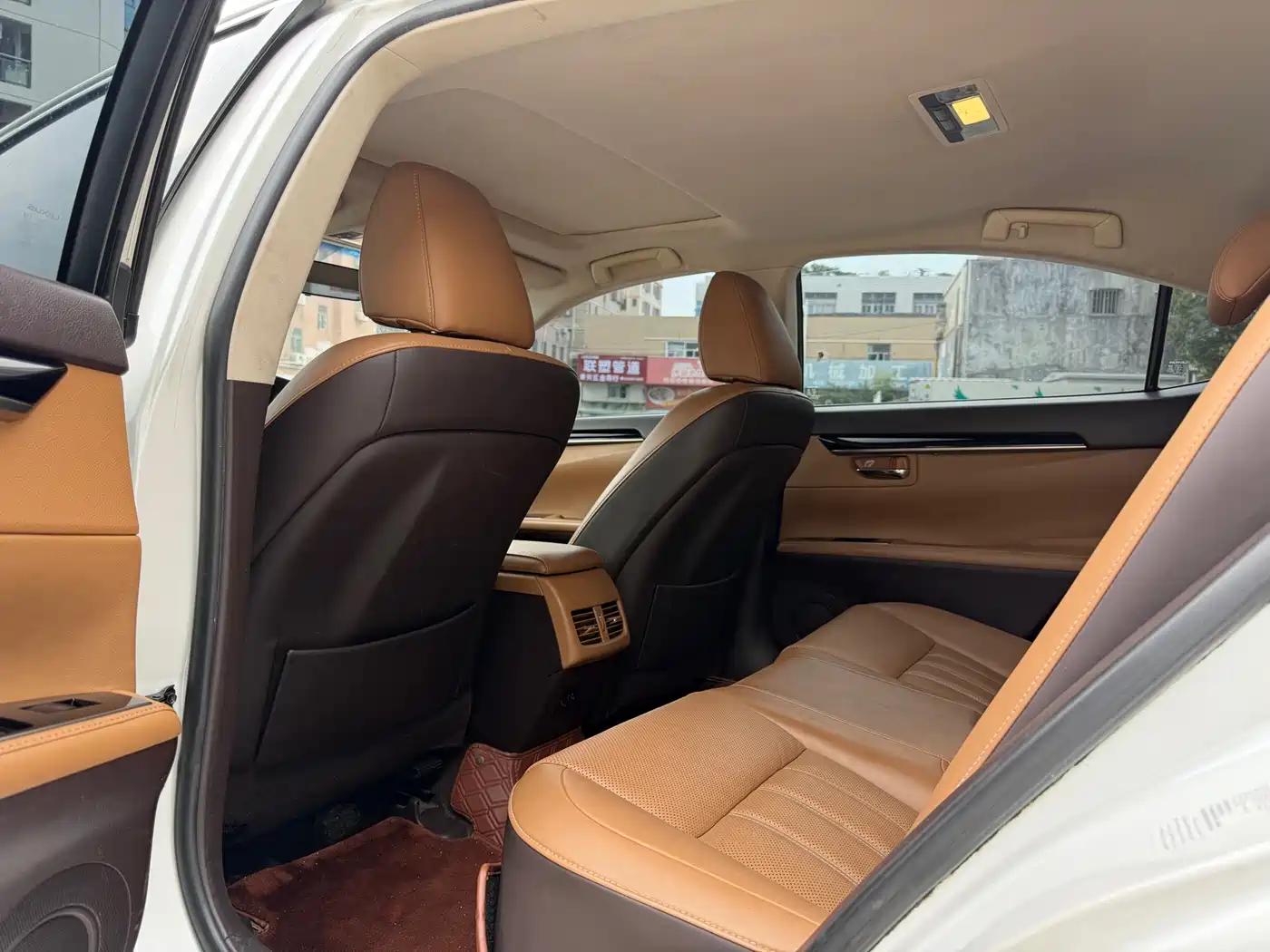 Lexus ES 2015 200 Elite Edition фото 6