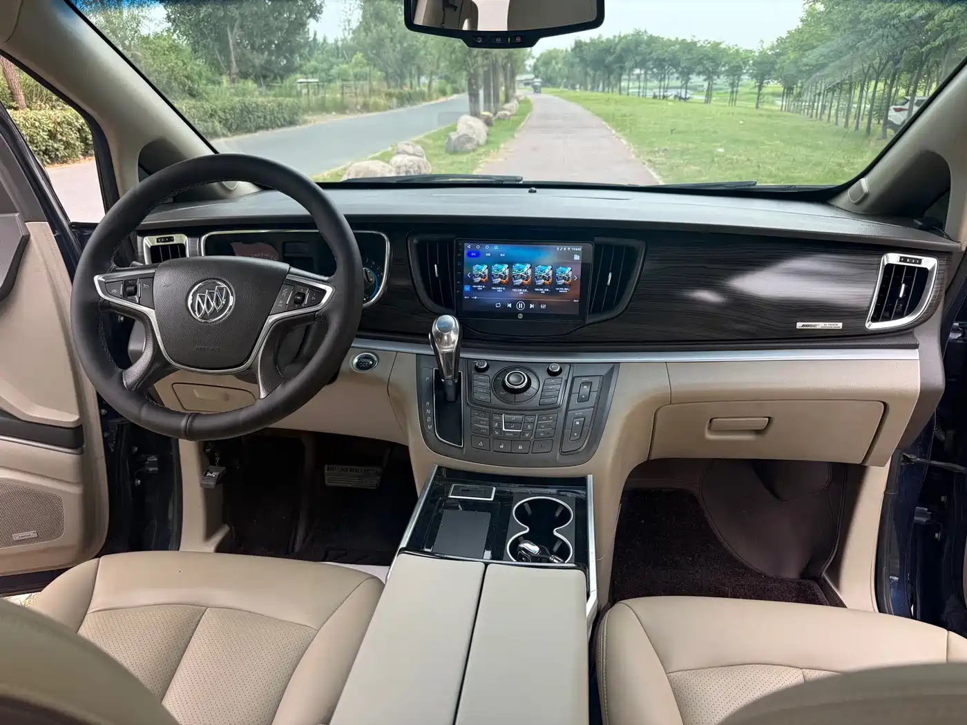 Фото 11 - Buick GL8