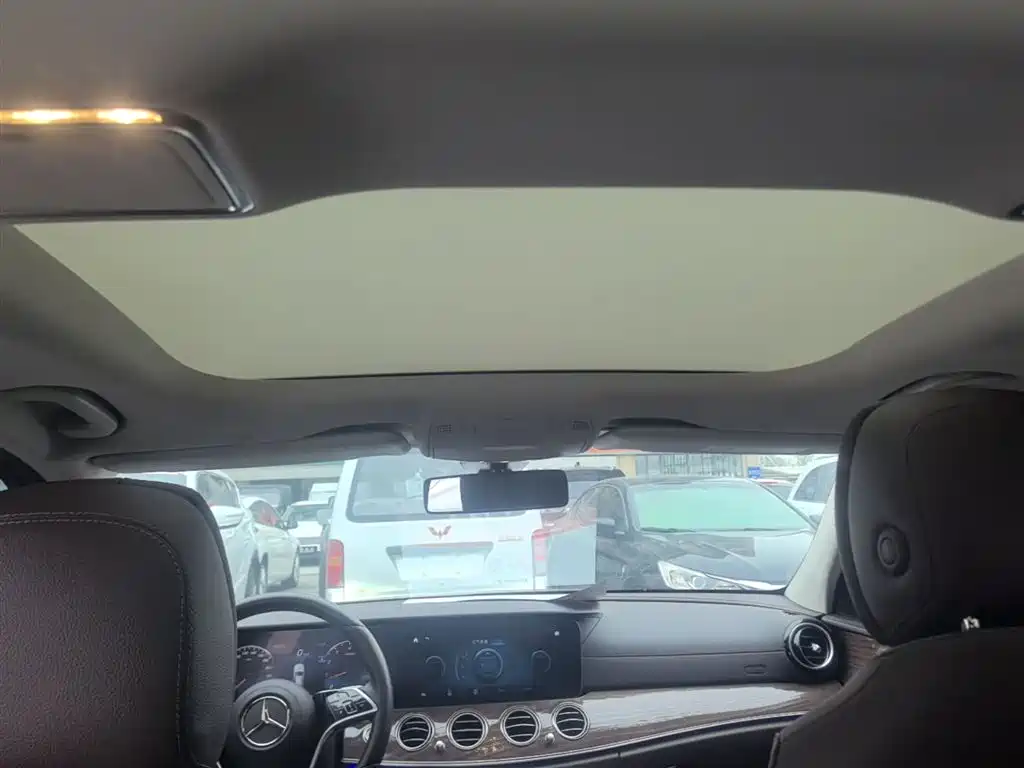 Mercedes-Benz E-Class 2022 Facelift E 300 L Luxury Style фото 18