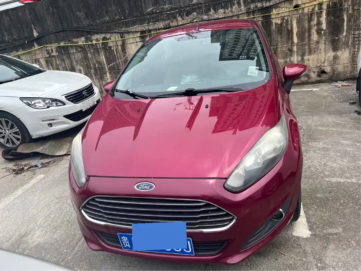صورة 2 - Ford Fiesta