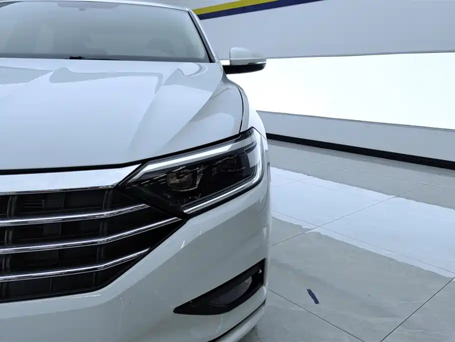 Volkswagen Sagitar 2022 200TSI DSG Soaring Edition фото 5