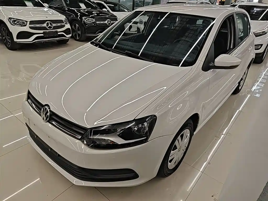 Volkswagen Polo 2018 1.5L Auto Safe Drive фото 2