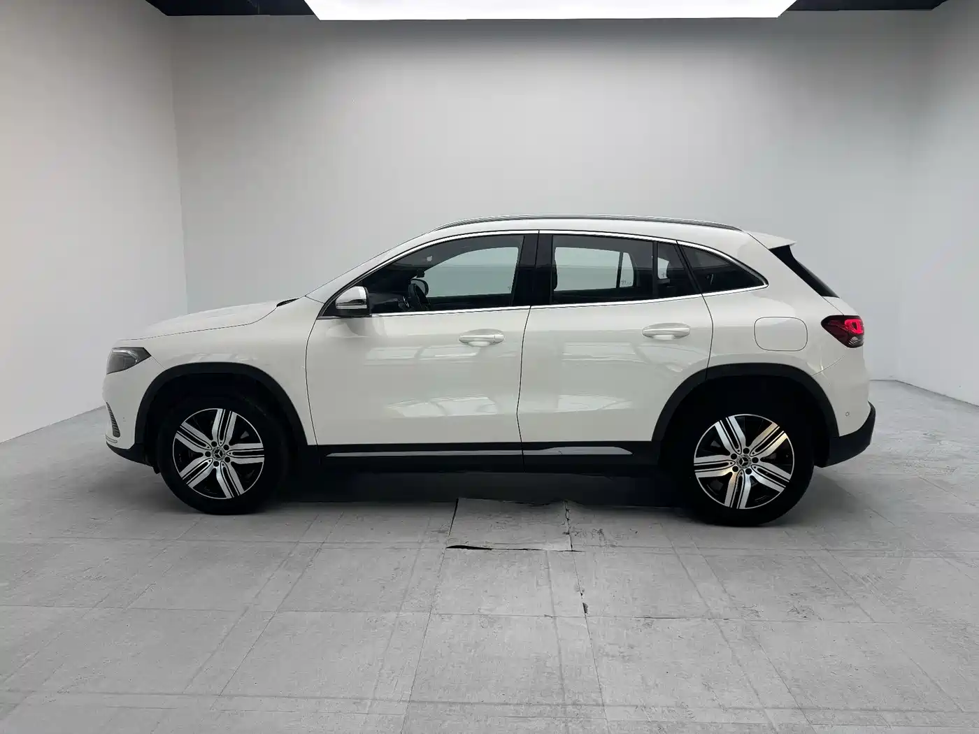 Mercedes-Benz EQA 2023 2022 EQA 260