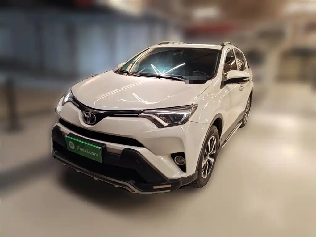 Toyota RAV4 Rongfang 2016 2.0L CVT 2WD Smart (China V) фото 2