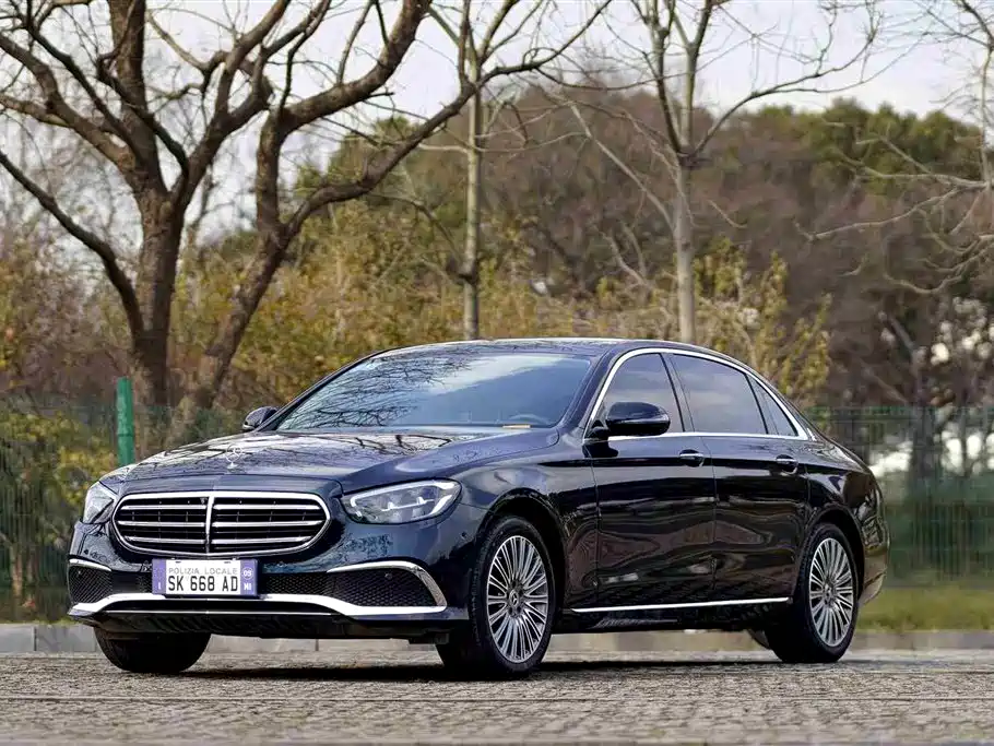 Mercedes-Benz E-Class 2023 E 300 L Fashion