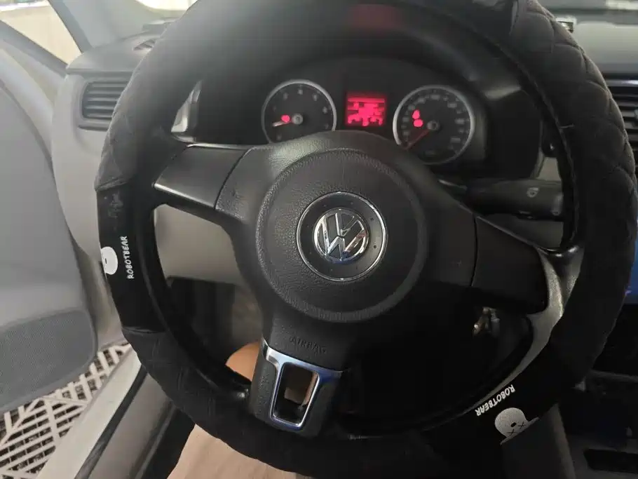 Volkswagen Bora 2012 2012 1.6L Manual Comfort Model