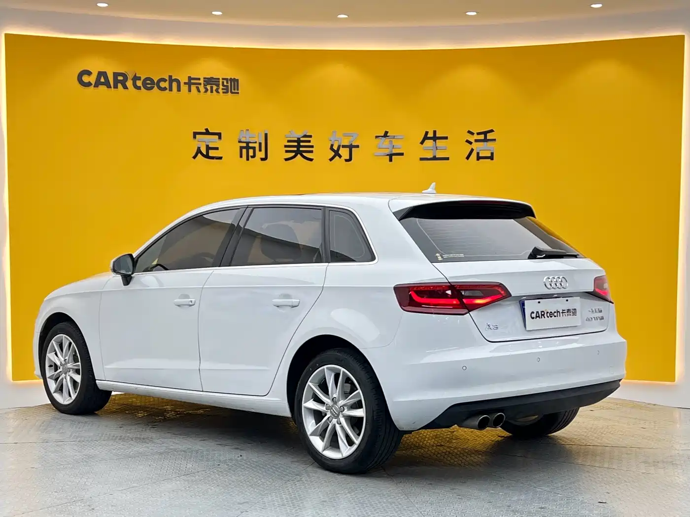 Audi A3 2015 Sportback 40 TFSI Automatic Comfort фото 25