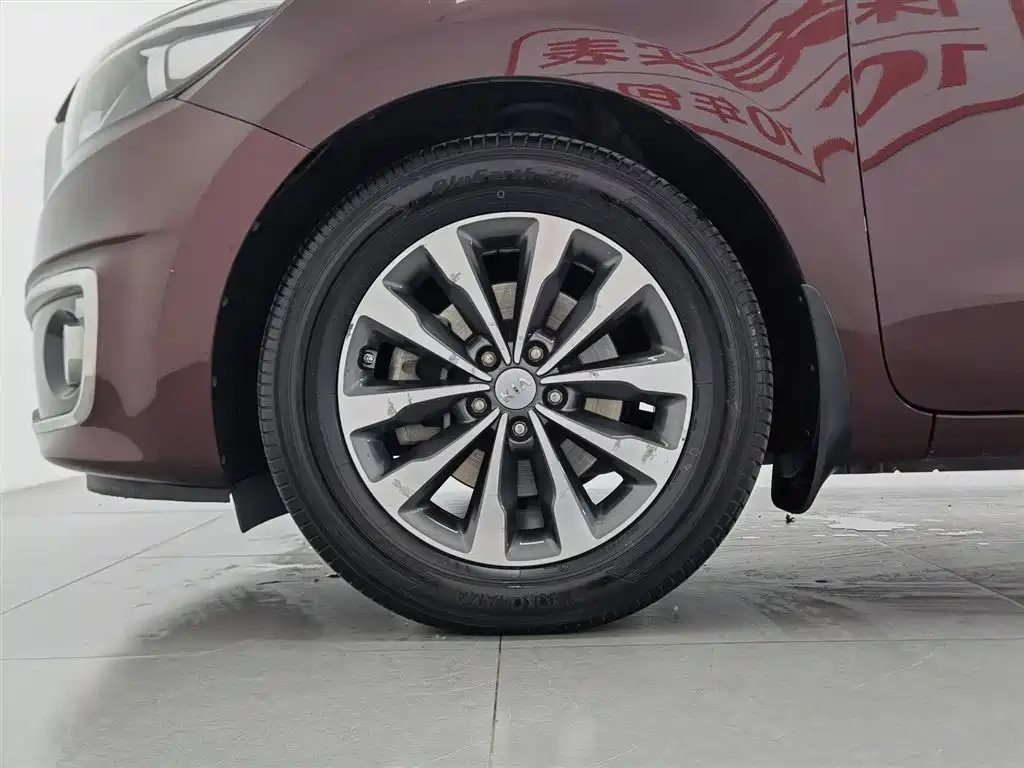 Kia Carnival (Import) 2015 3.3GDI Luxury (China V) фото 17