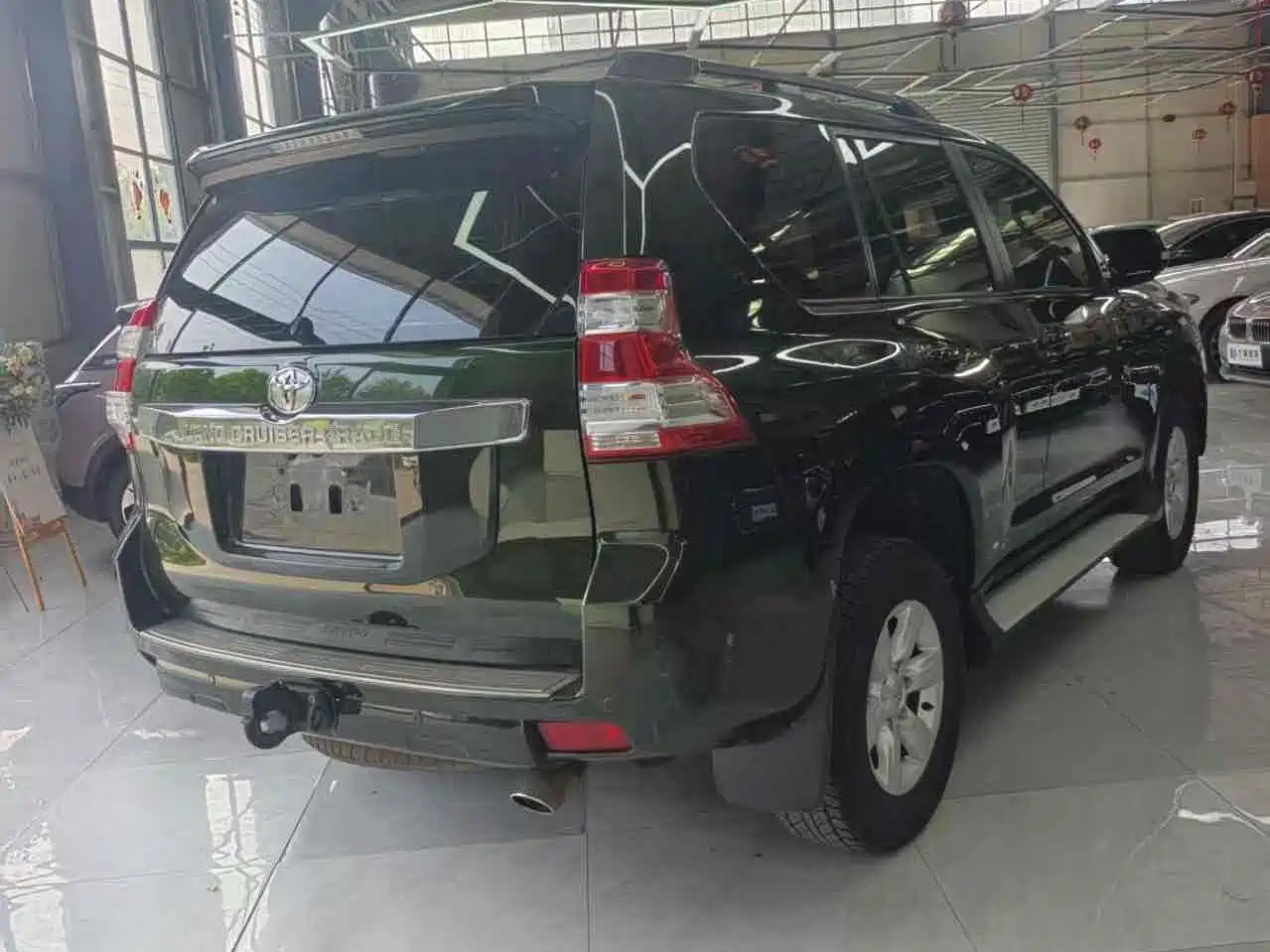 Toyota Prado (Import) 2014 2.7L Automatic Standard Edition фото 6