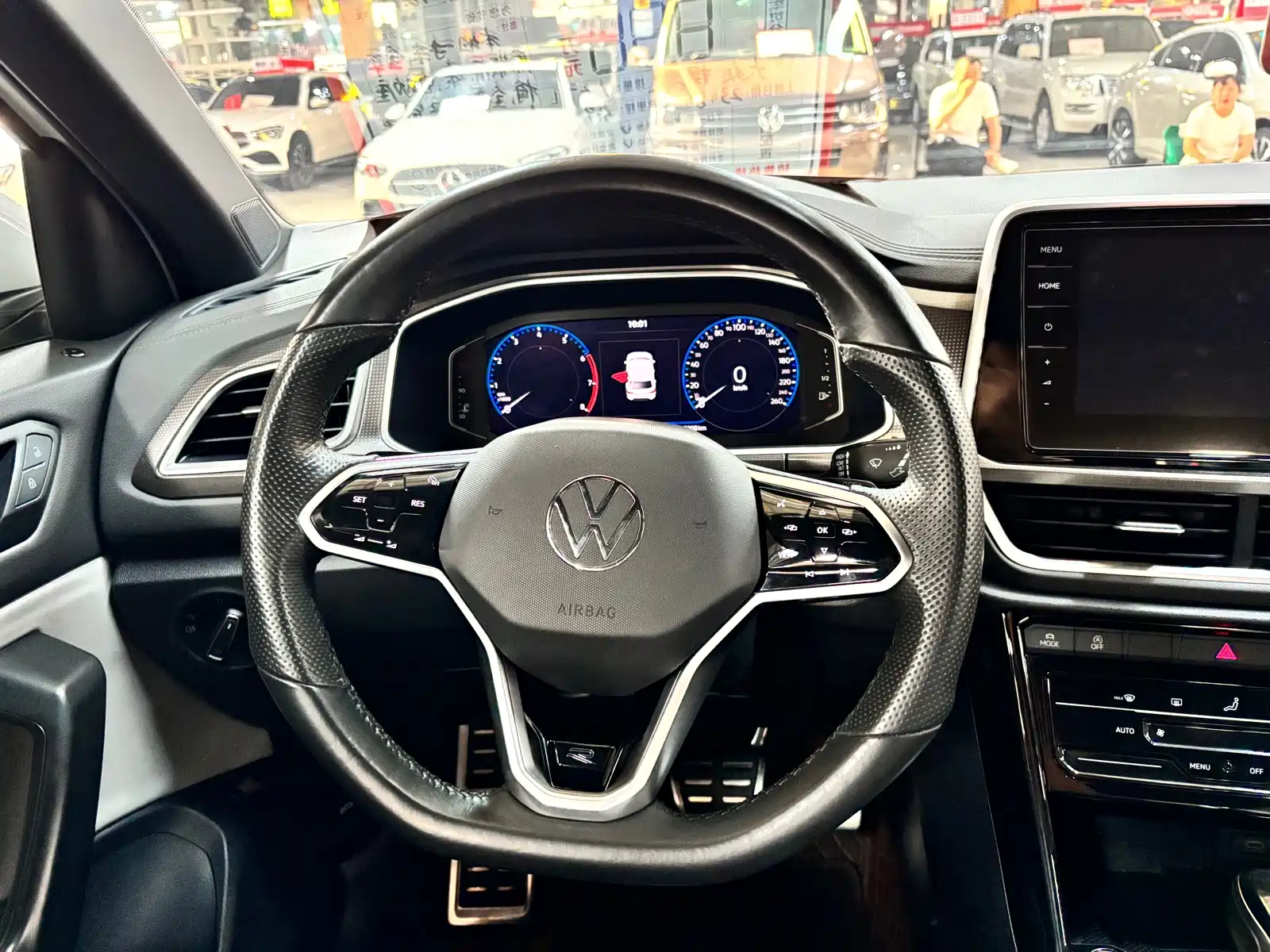Фото 9 - Volkswagen T-ROC