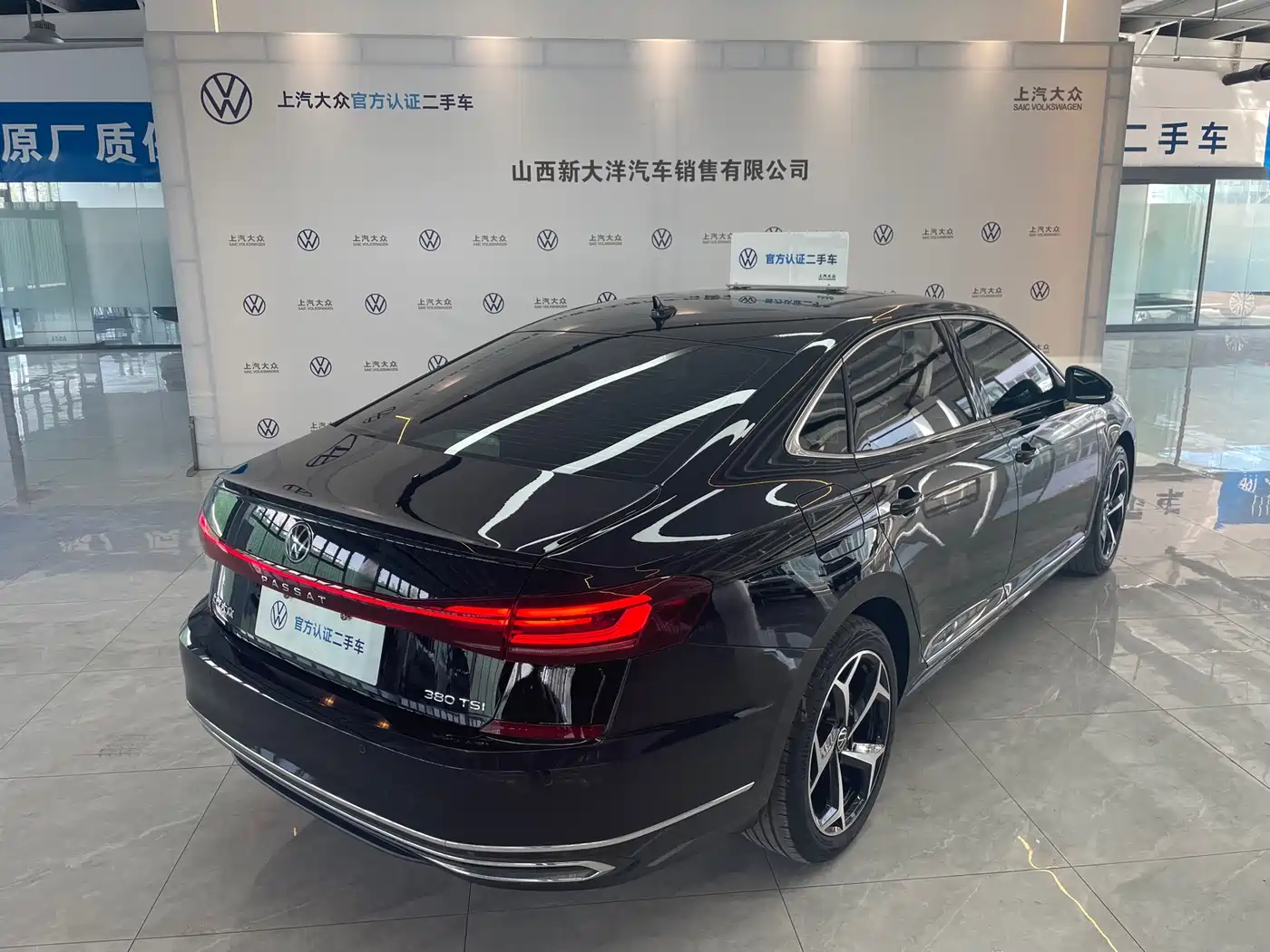 Volkswagen Passat 2024 Model 380TSI Starlight Elite фото 2