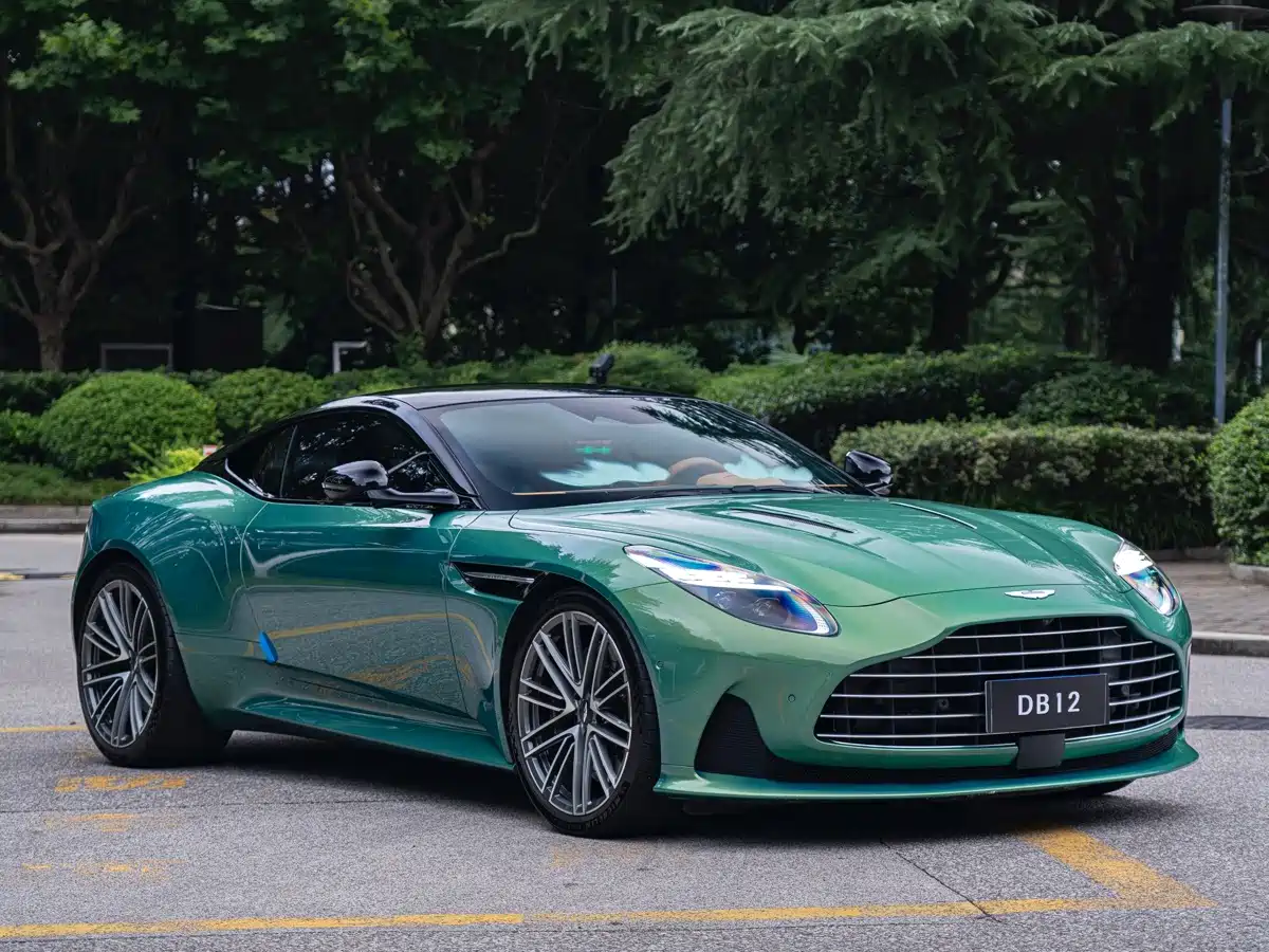 2024 Aston Martin DB12
