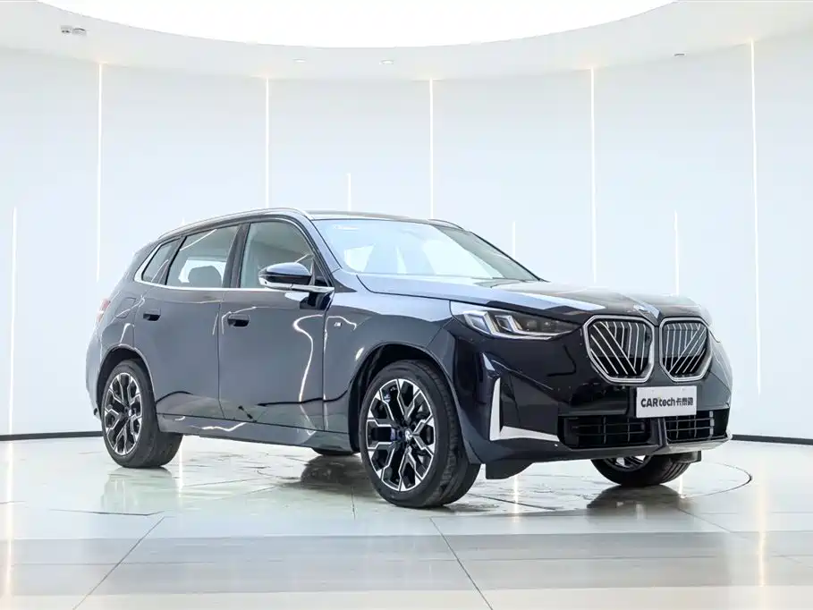 BMW X3 2025 xDrive30L Premium Model M Sport Black Package фото 2