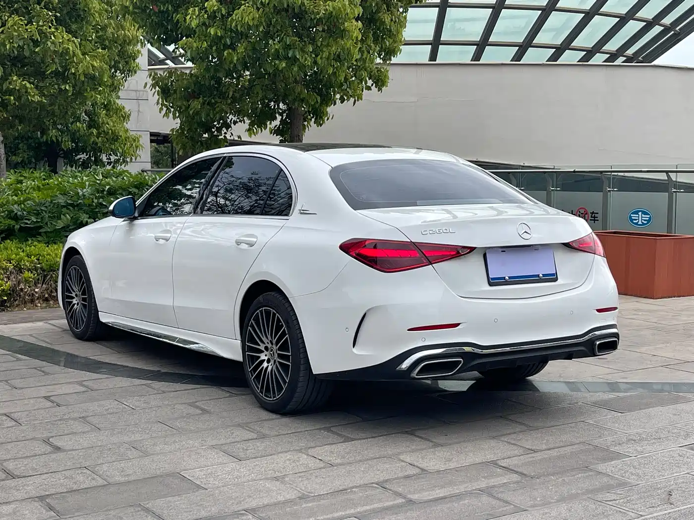 Mercedes-Benz C-Class 2024 Facelift C 260 L Sport фото 4