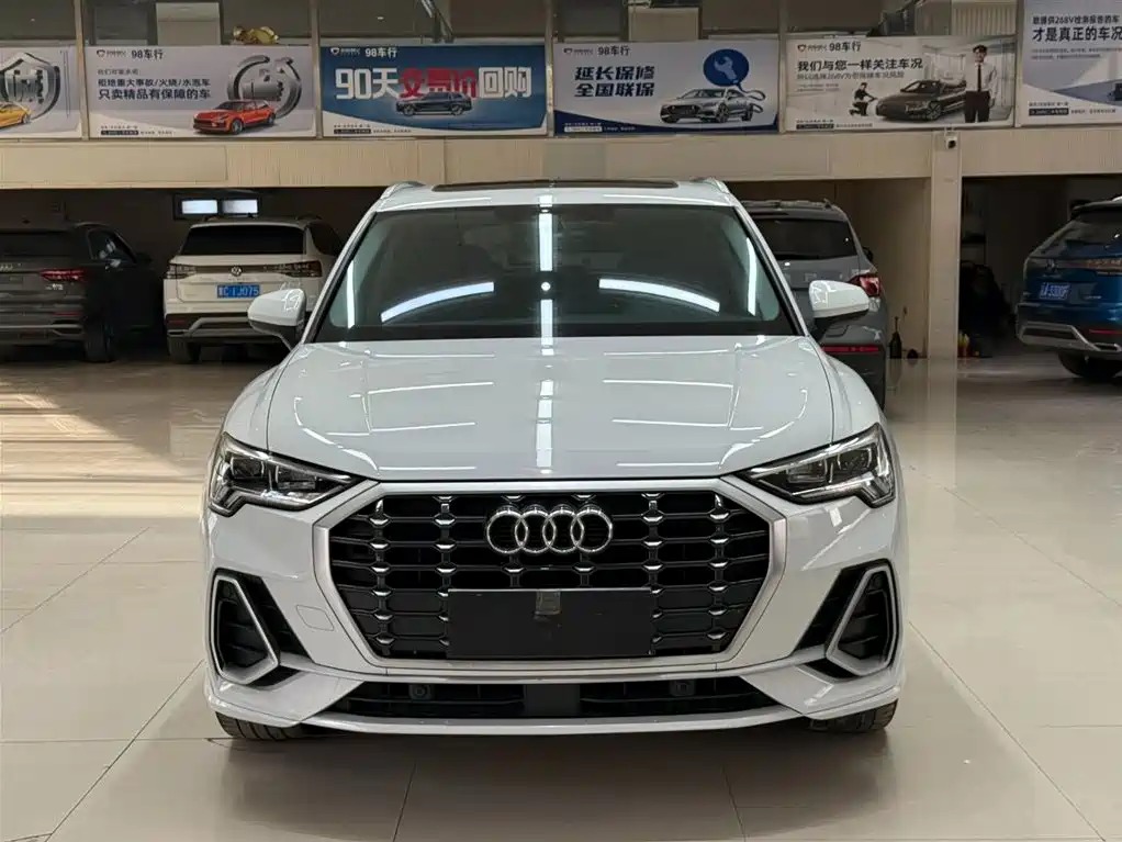 Audi Q3 2023 35 TFSI Fashion Dynamic (1.4T) фото 2