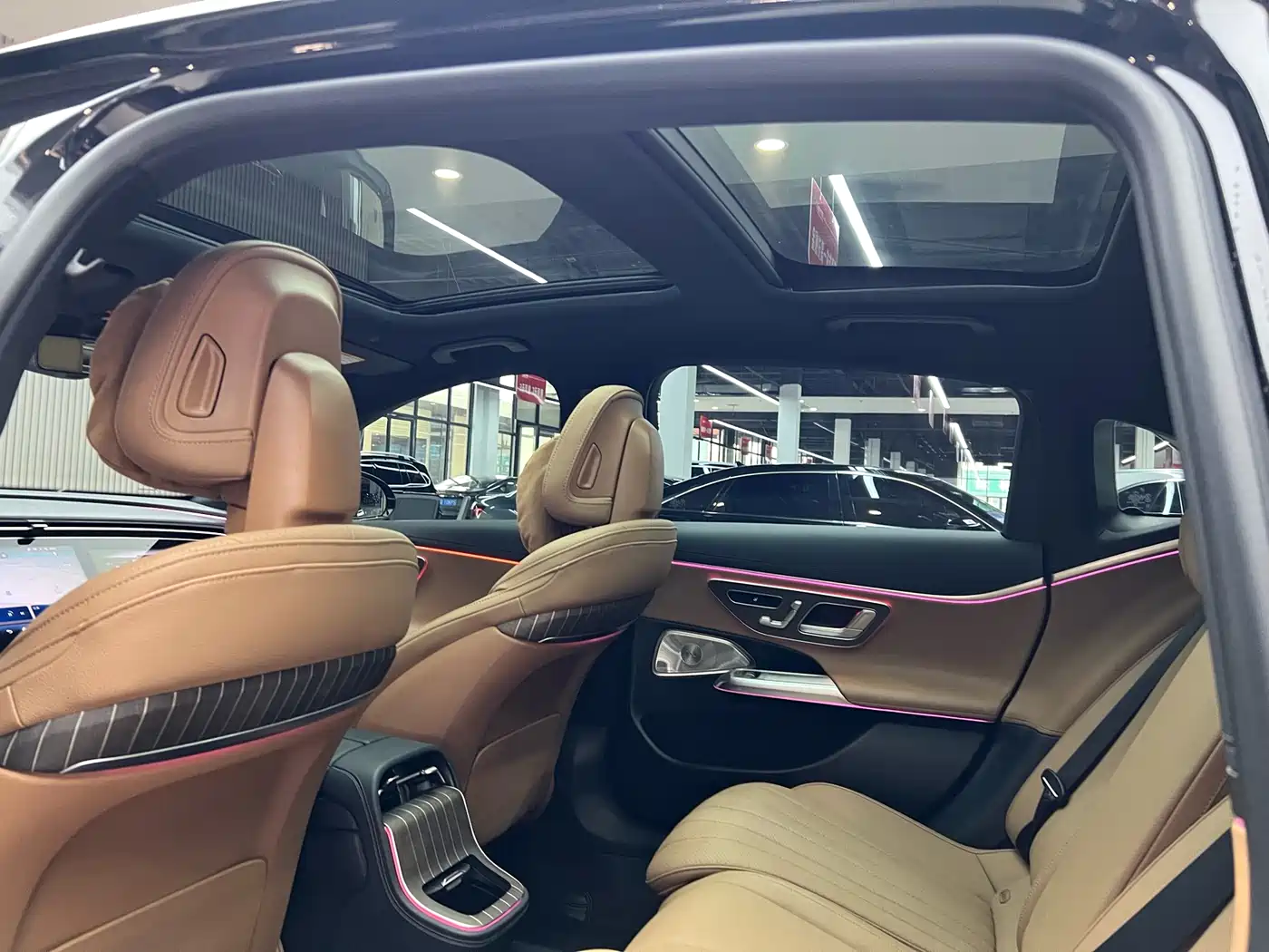 Mercedes-Benz E-Class 2024 Facelift E 300 L Luxury фото 17
