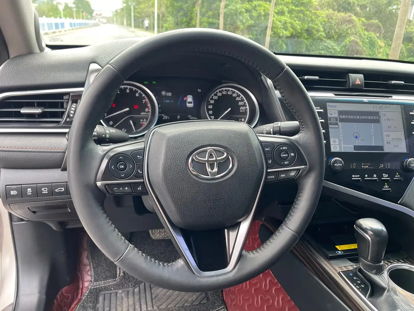 Toyota Camry 2018 2.5Q Flagship Edition фото 21