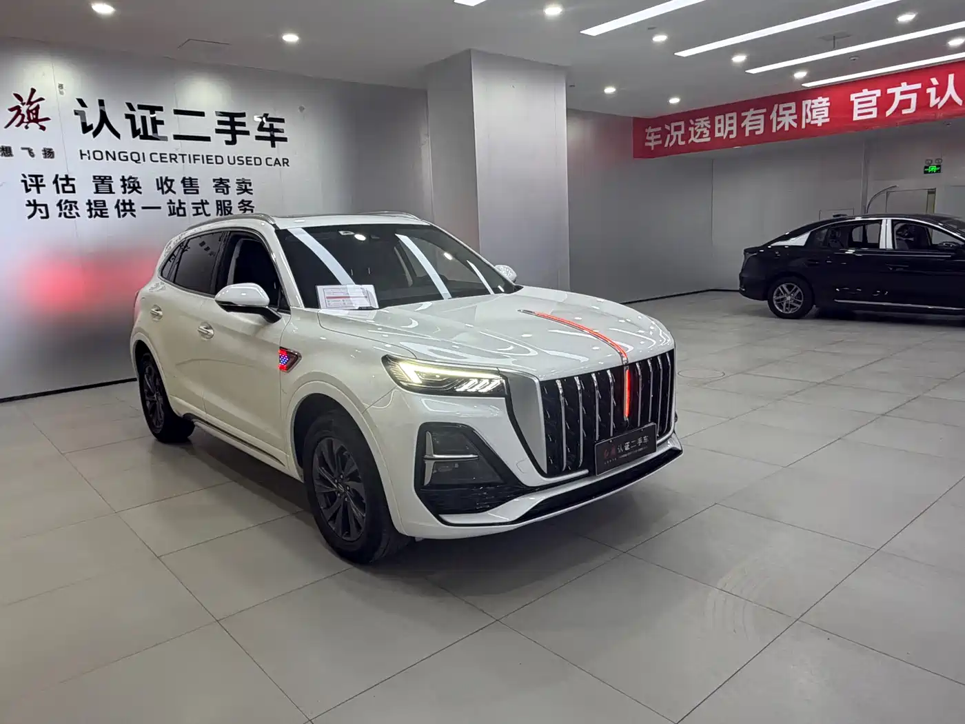 Hongqi HS5 2023 2.0T Flag Enjoy Pro Edition фото 4
