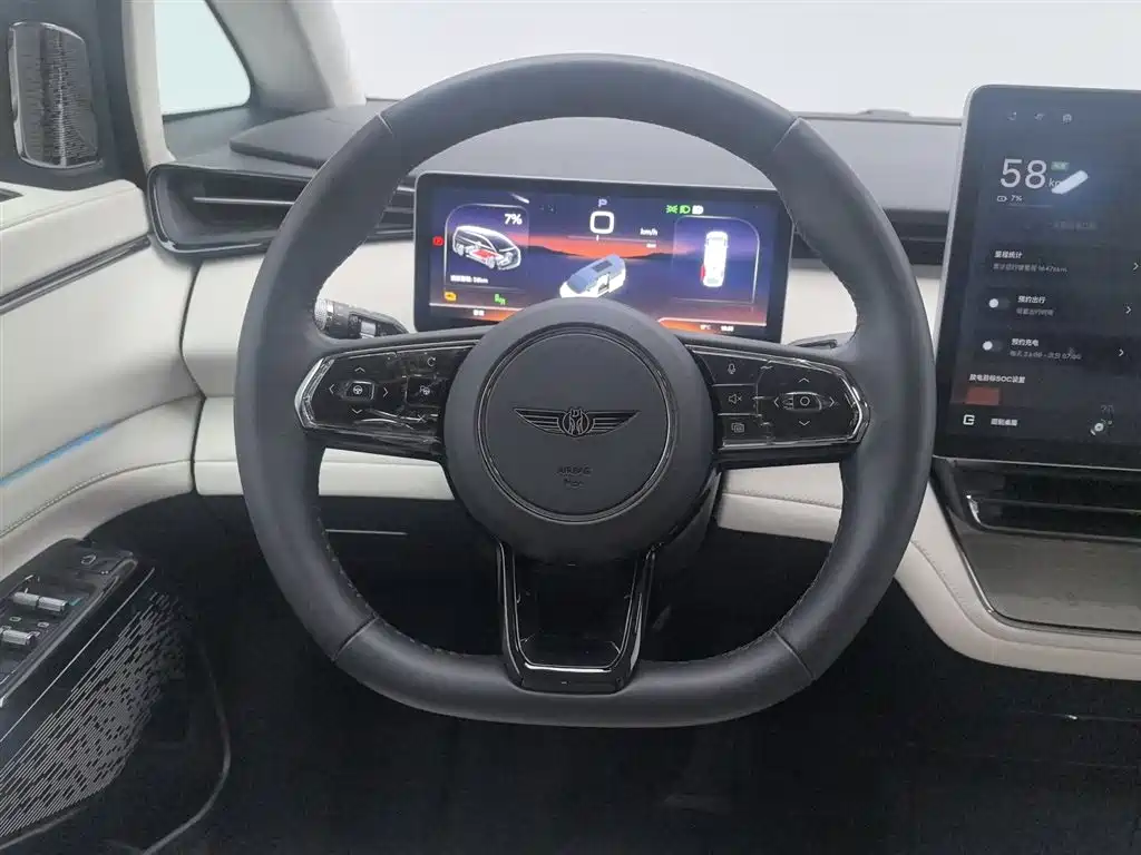 GEELY GALAXY WING TRUE L380