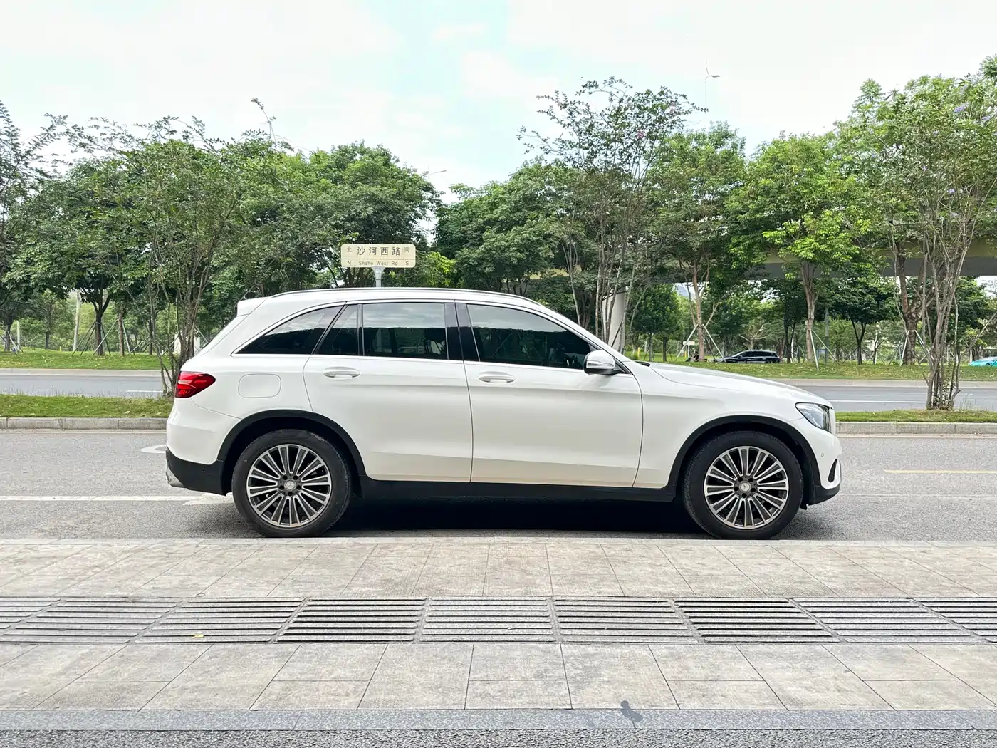 Mercedes-Benz GLC 2016 GLC 200 4MATIC фото 7