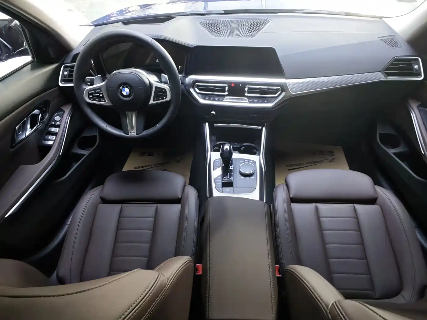 BMW 3 Series 2020 330Li xDrive M Sport Black Night Edition фото 15
