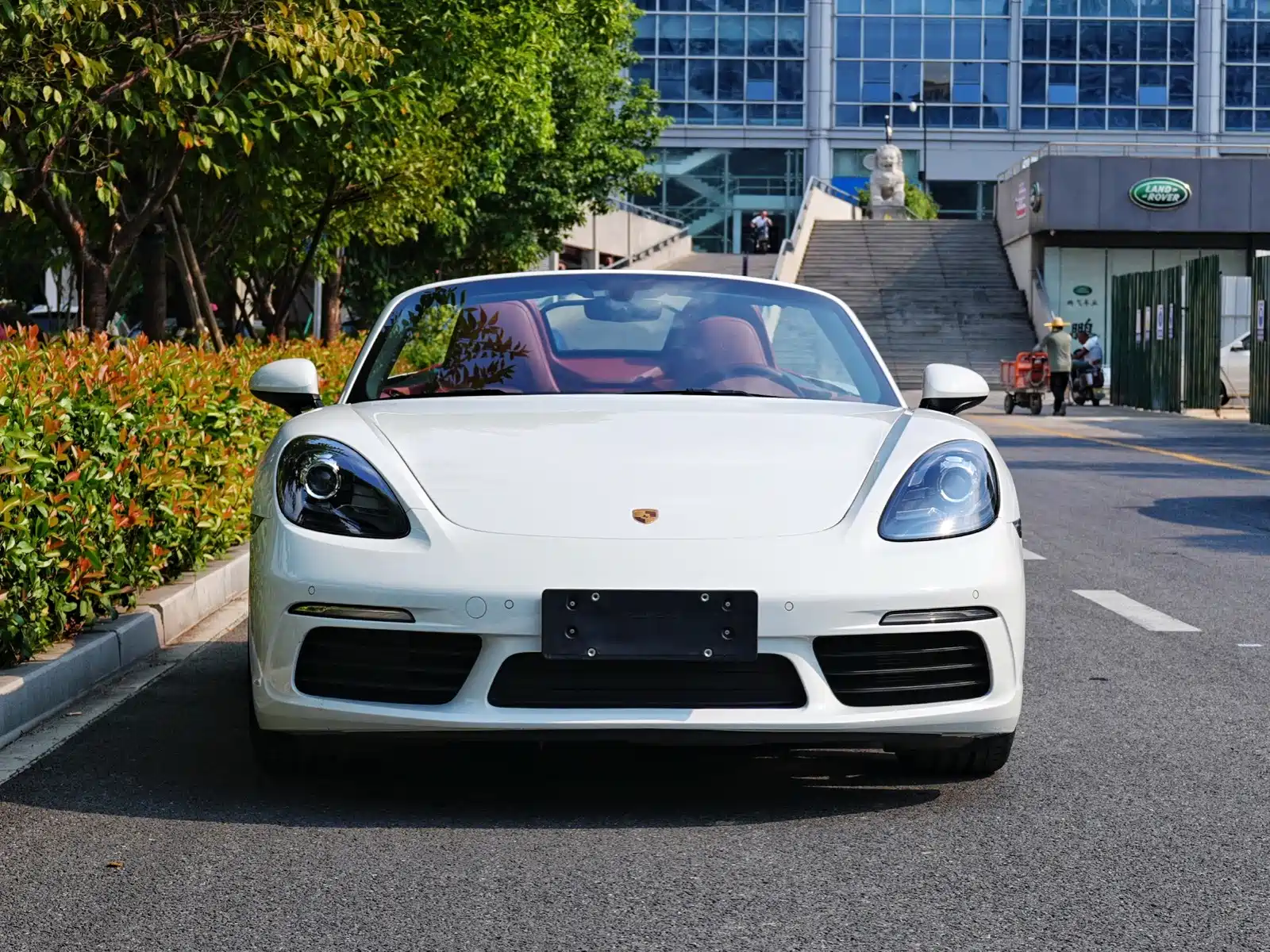 صورة 2 - Porsche 718