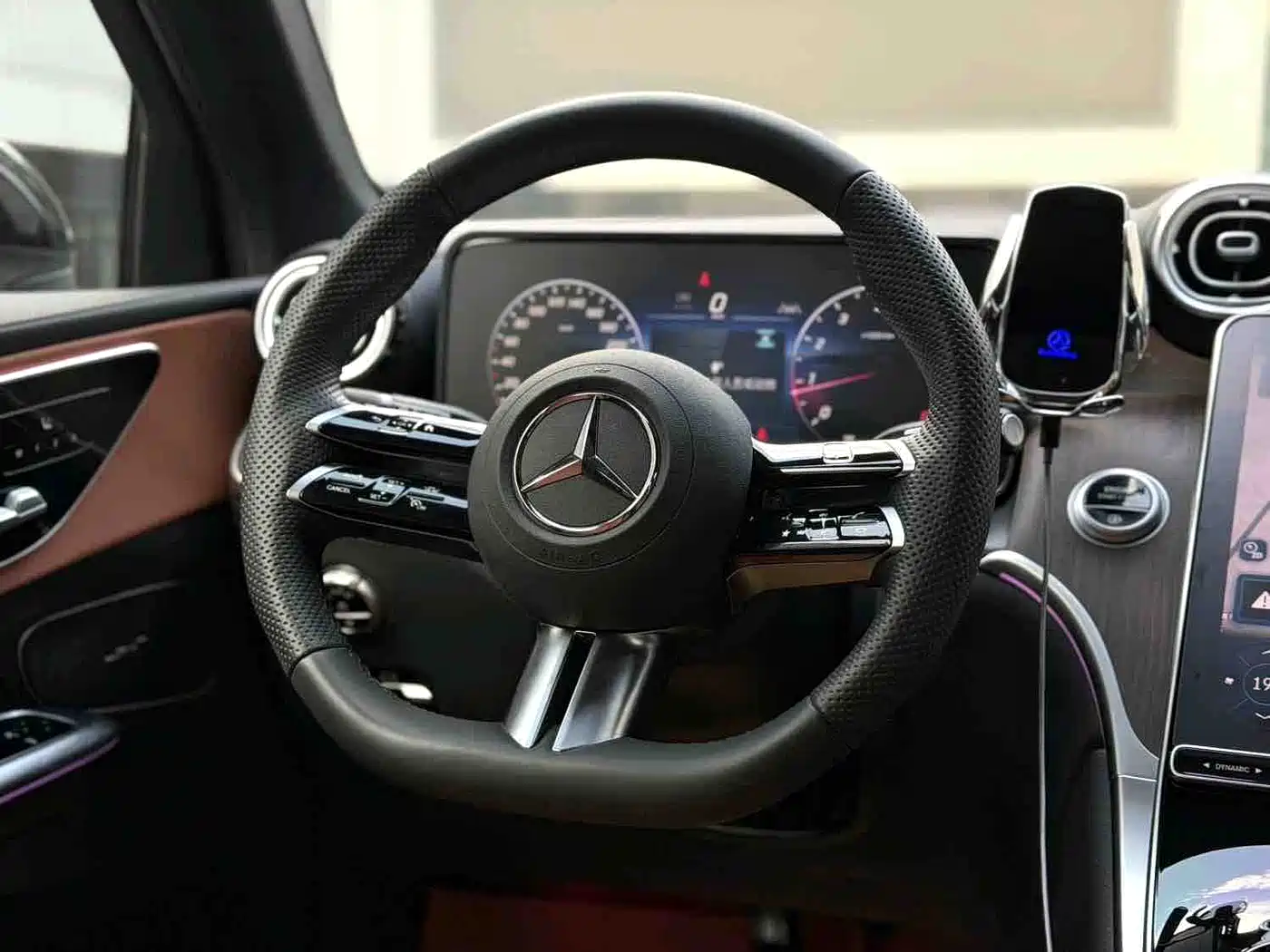Mercedes-Benz GLC 2025 2025 Facelift GLC 300 L 4MATIC Dynamic 5-seater
