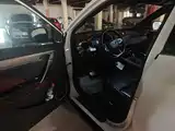 Фото 19 - Geely Coolray