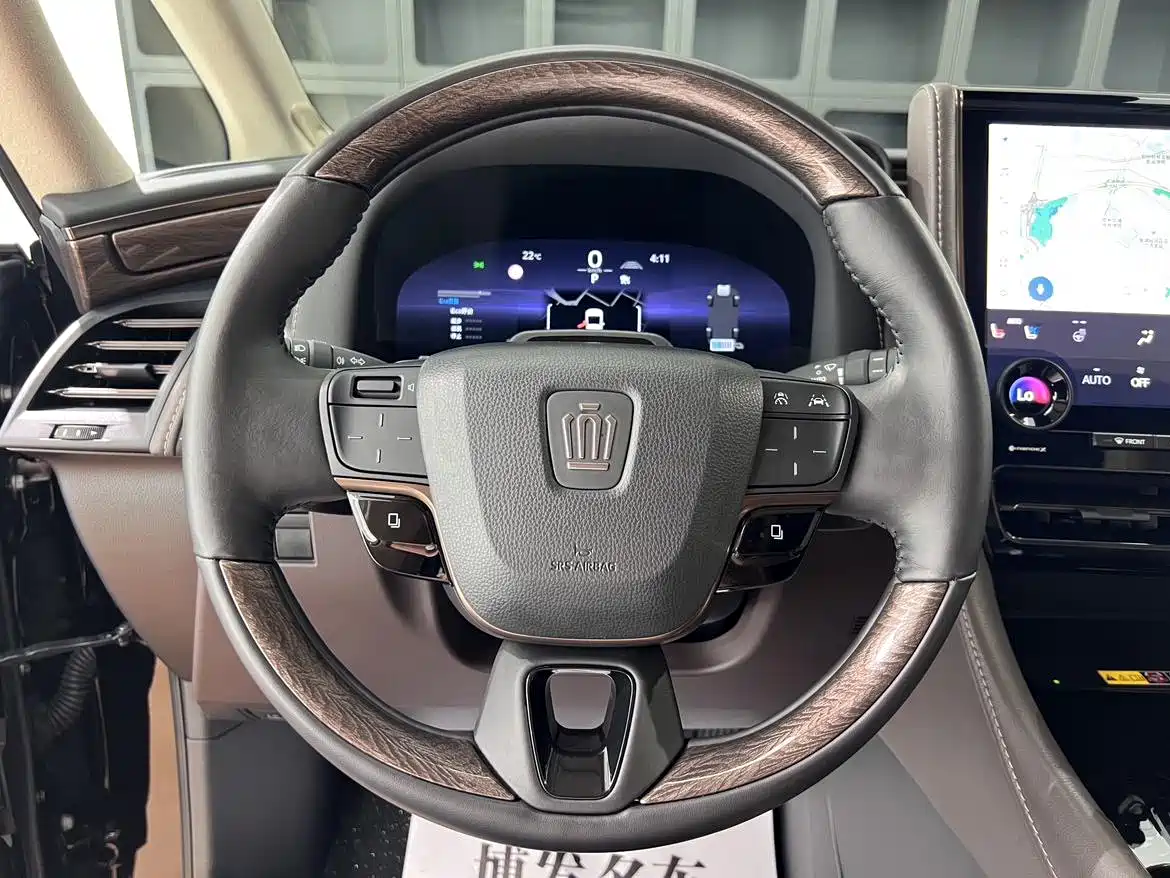 Toyota Vellfire 2025 2024 Crown Hybrid 2.5L Executive Premium Edition