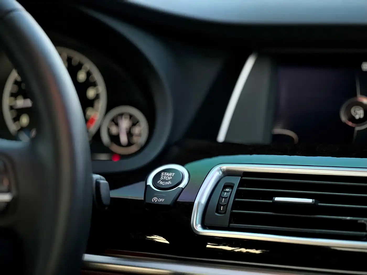 BMW 5 Series GT 2016 2015 528i Leading