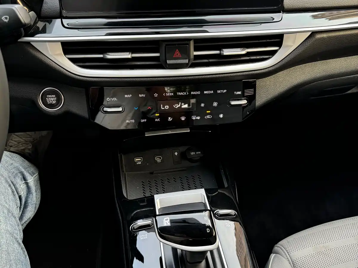 Kia K3 2023 1.5L CVT Comfort Edition фото 9