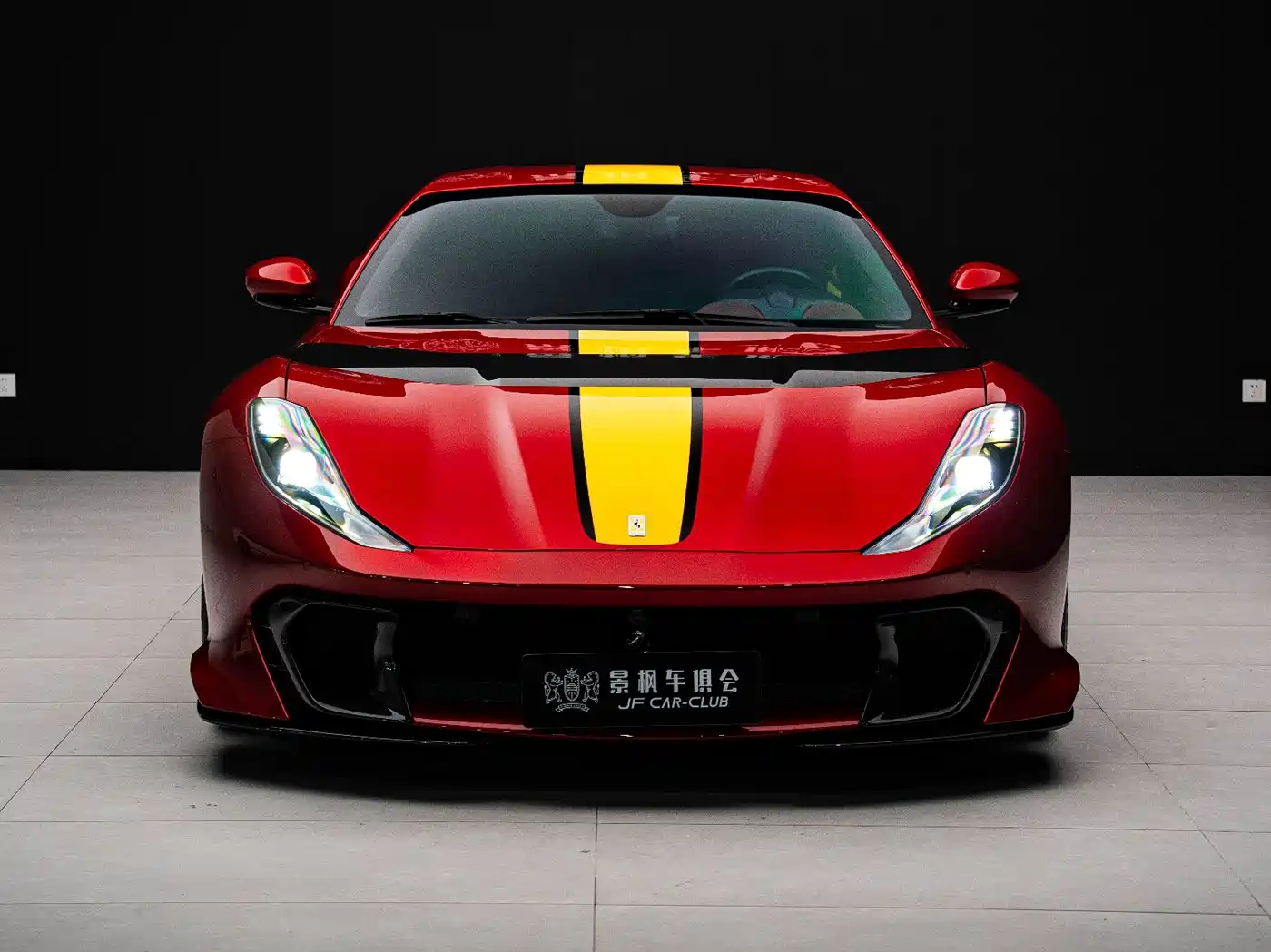 Ferrari 812 2023 2021 812 Competizione