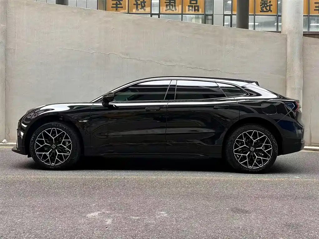 ZEEKR EXTREME KRYPTON 001