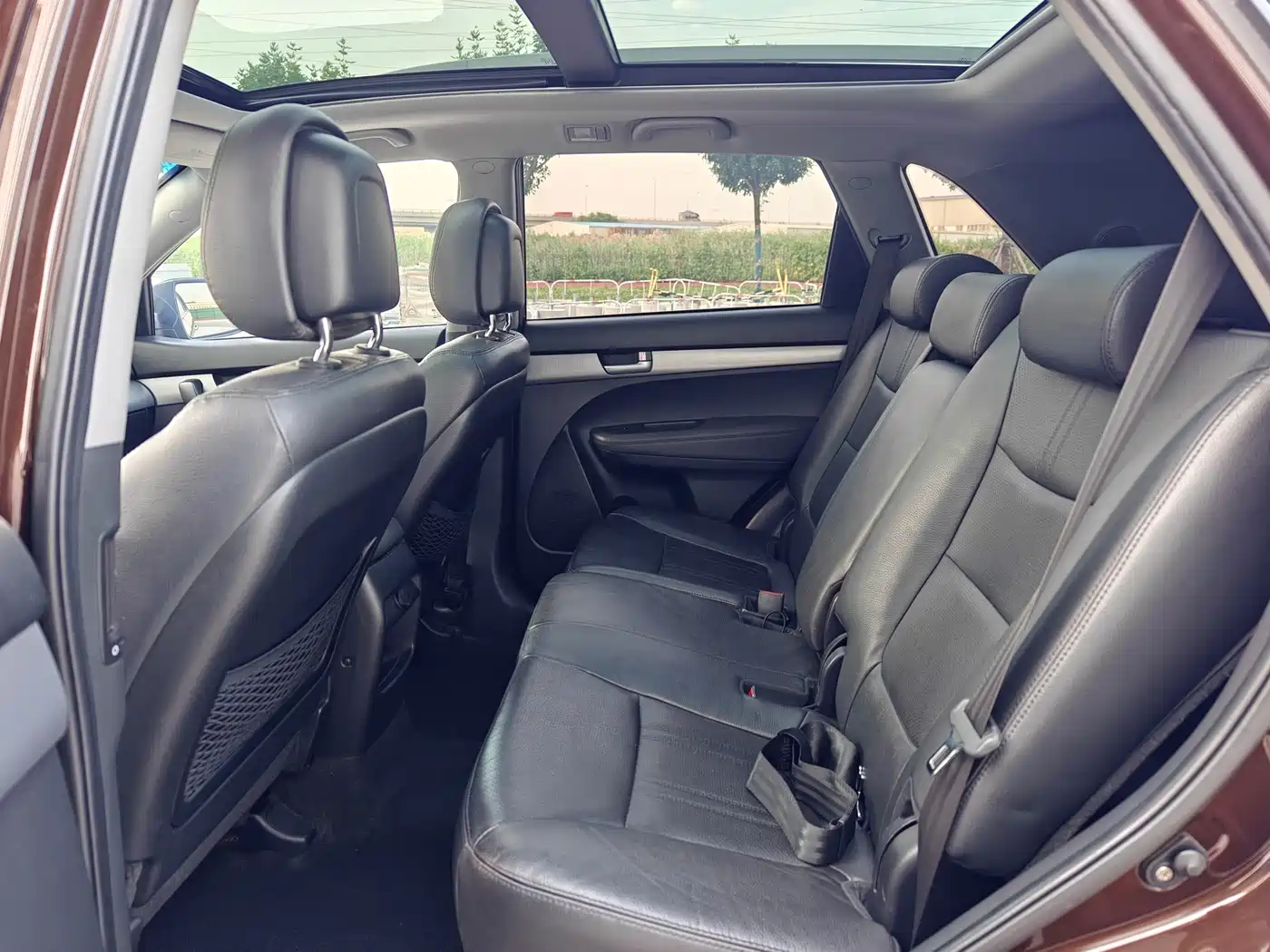 Photo 14 - Kia Sorento