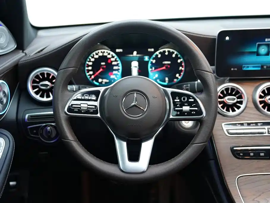Mercedes-Benz GLC 2020 GLC 300 L 4MATIC Dynamic фото 10