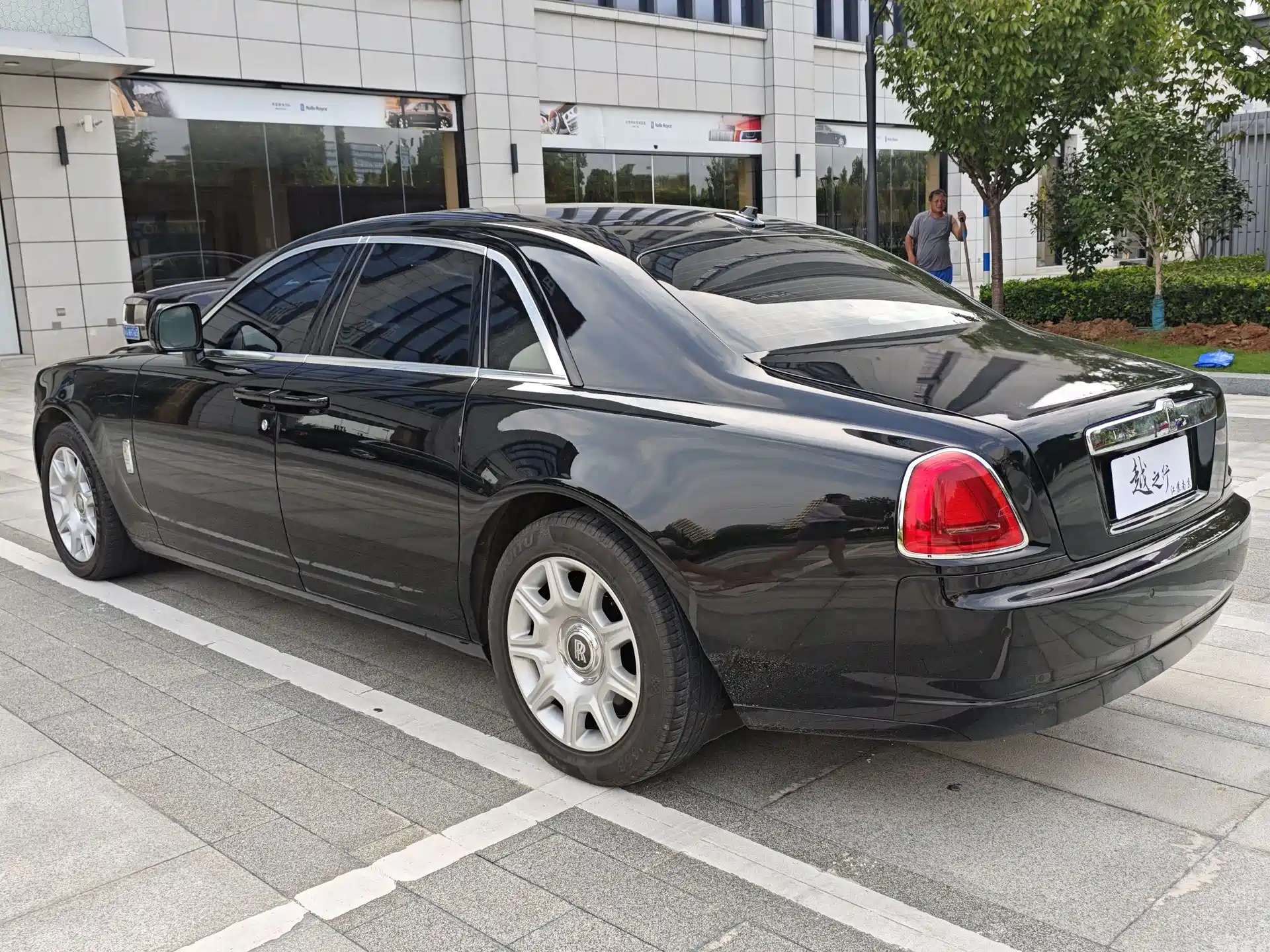 Фото 3 - Rolls-Royce Ghost