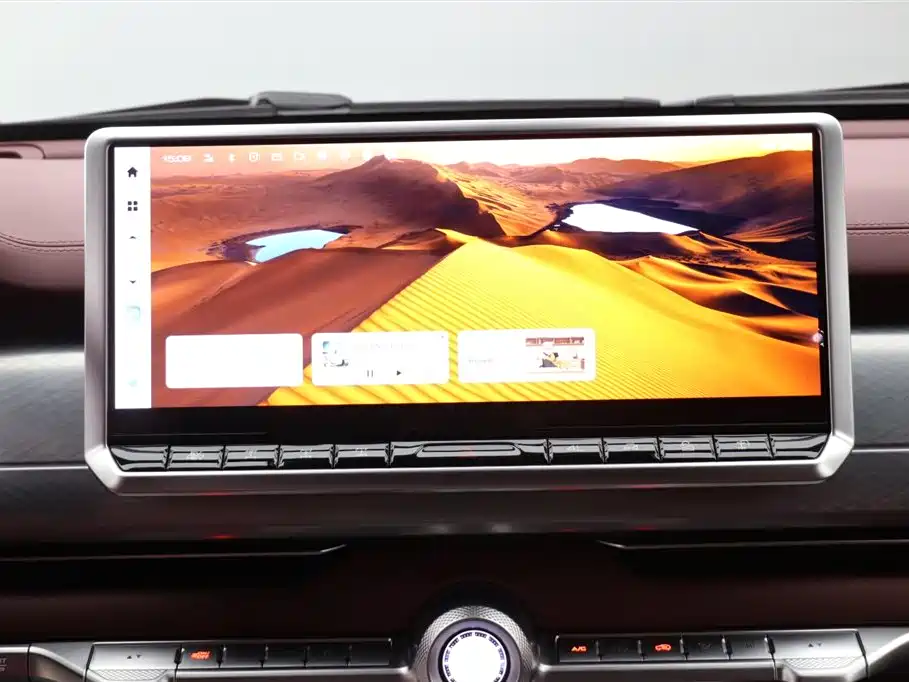 TANK TANK 700 NEW ENERGY