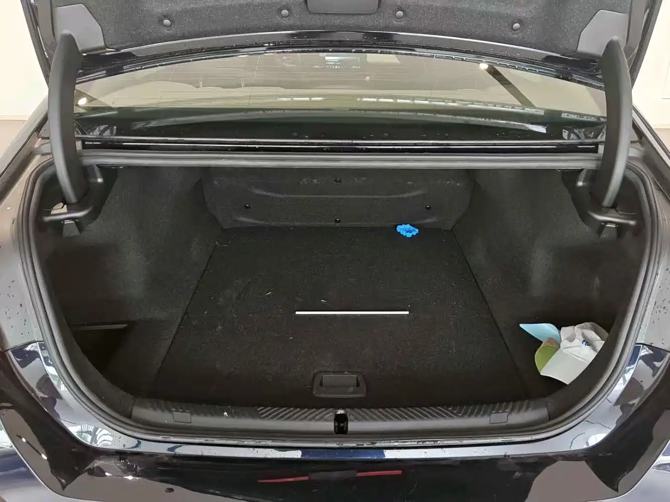 BMW i5 2024 2024 eDrive 35L Premium Model M Sport Package