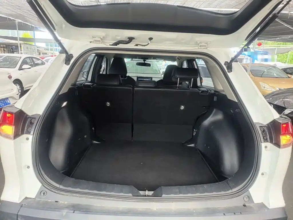 Toyota Frontlander 2025 2024 2.0L CVT Elite Plus Edition