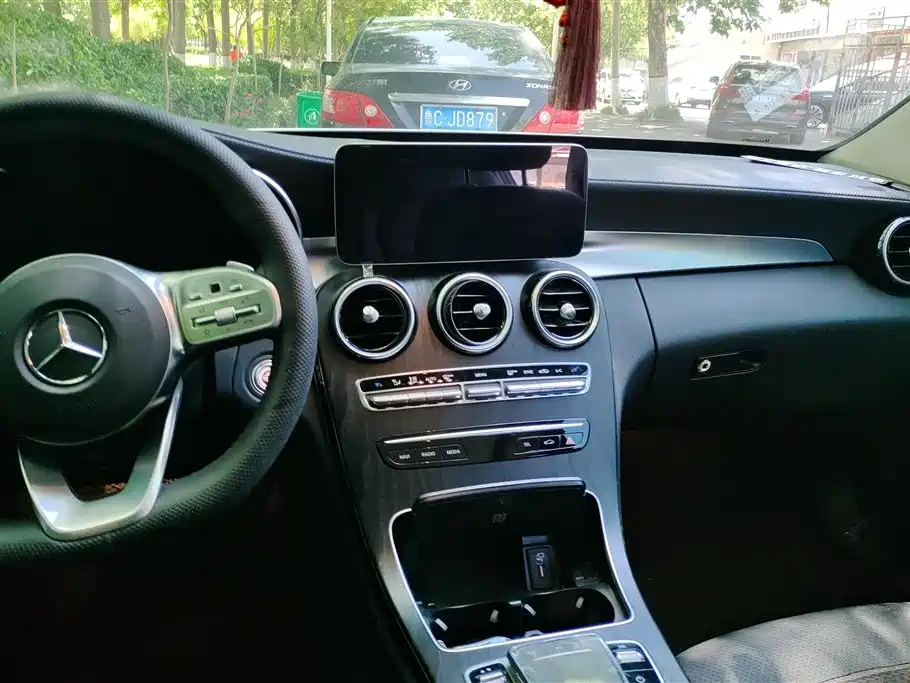 Mercedes-Benz C-Class 2020 Facelift C 260 L Sport фото 13