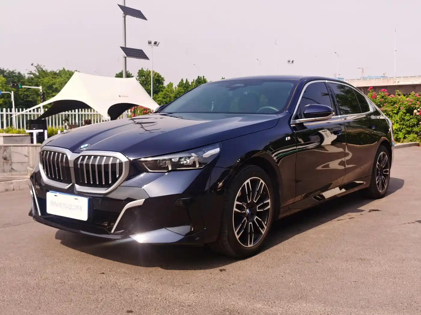 BMW 5 Series 2024 525Li M Sport Package
