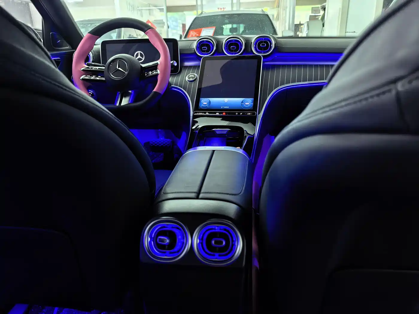 Mercedes-Benz C-Class 2024 C 260 L Night Edition Sport фото 10
