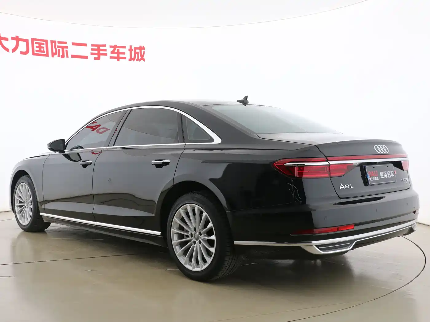Audi A8 2018 A8L 55 TFSI quattro Launch Elite фото 9