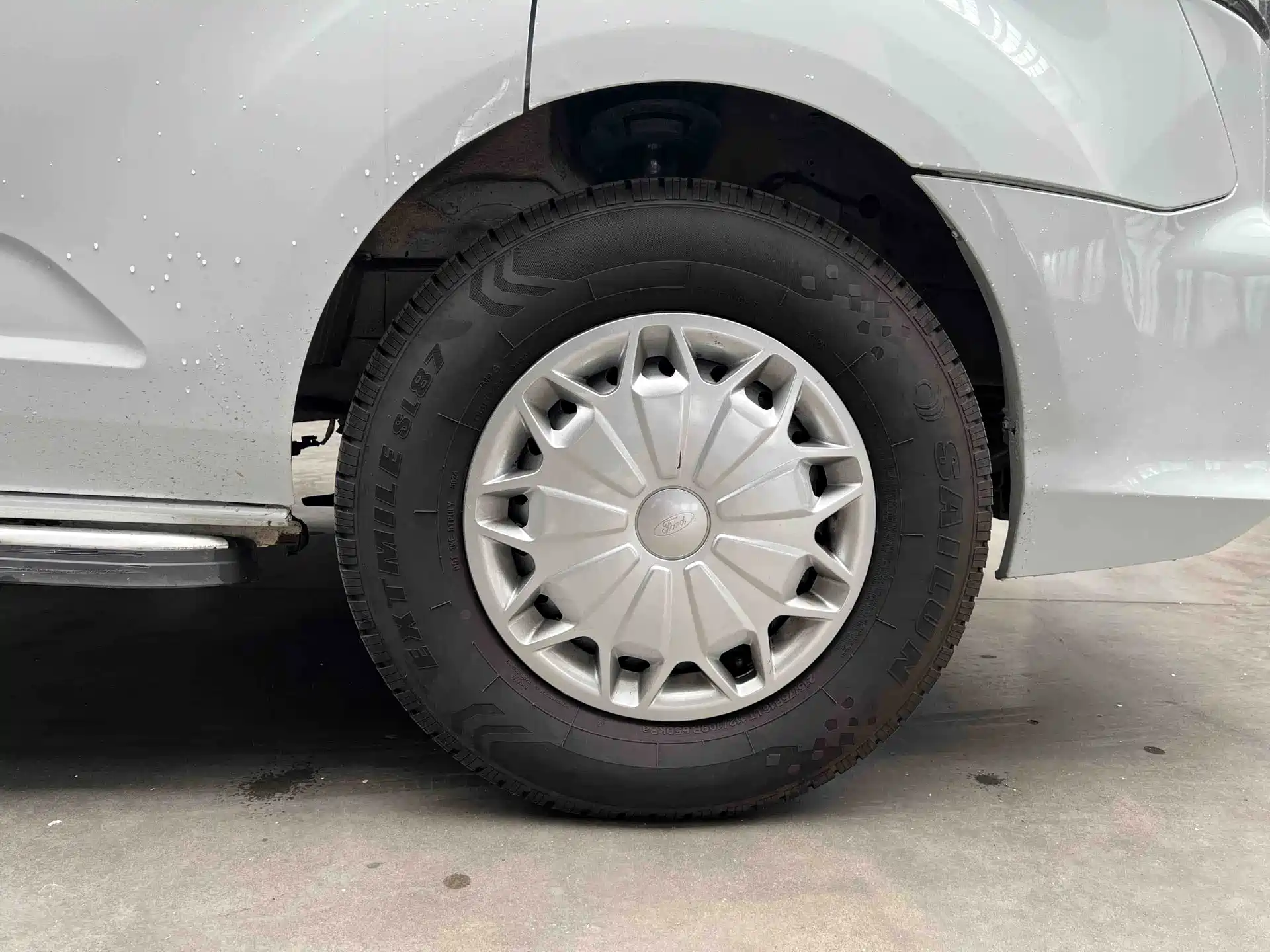 Photo 12 - Ford Transit