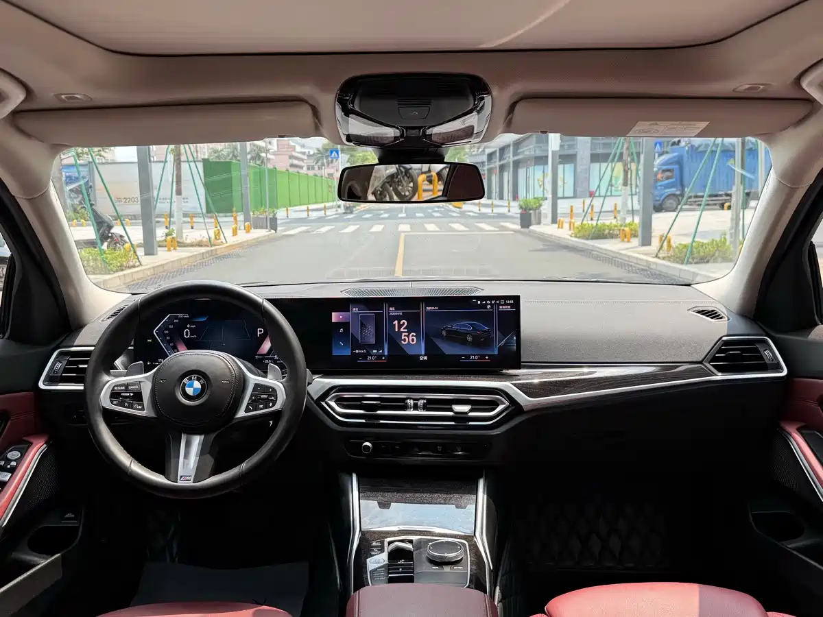 BMW 3 Series 2023 325Li M Sport Package фото 4