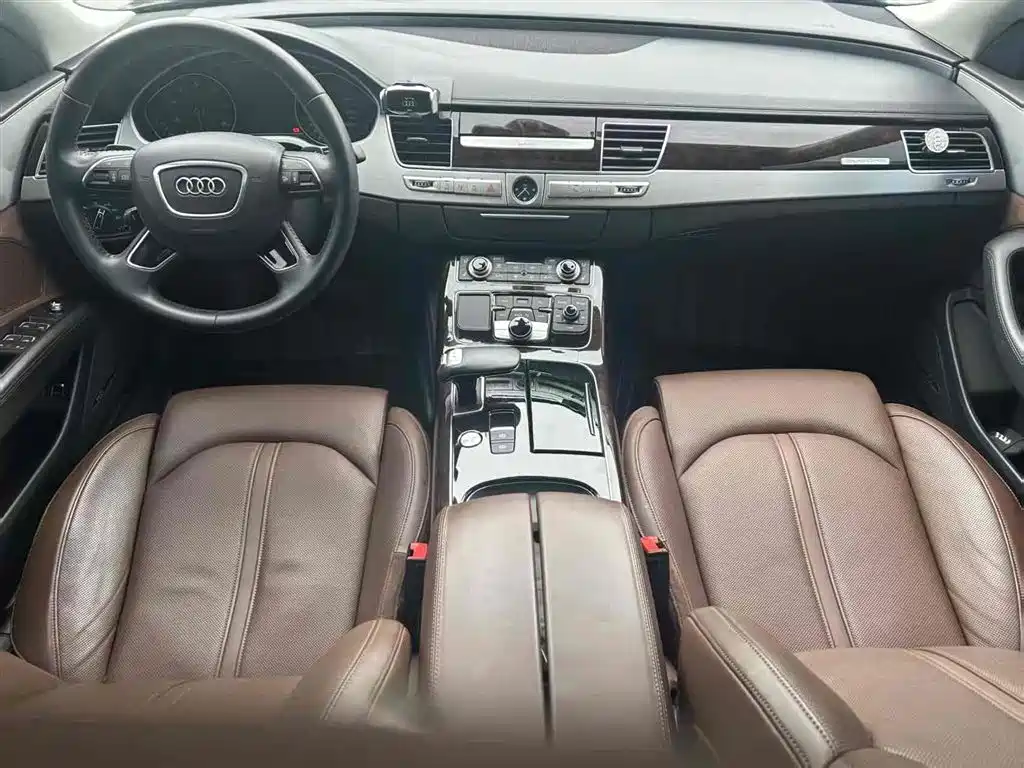 Audi A8 2013 A8L 45 TFSI quattro Luxury фото 12